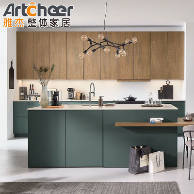 kaufen Design Massivholztürpaneel Küchenschränke mit laminiertem Half Bullnose Schreibtisch on-line-Fertigung
