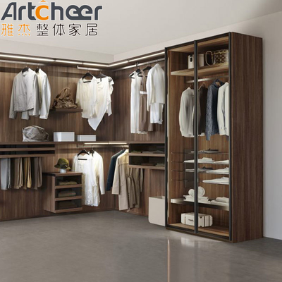 kaufen Maßgeschneiderte Größe Walk In Schlafzimmer Wandschrank für Frauen Moderne stilvolle offene Design einstellbare Höhe on-line-Fertigung
