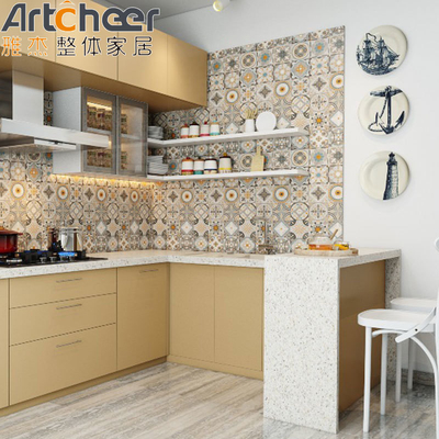 High-End Mobile Design U-Form Küchenschrank mit Marmorsteinoberfläche und glänzender Oberfläche