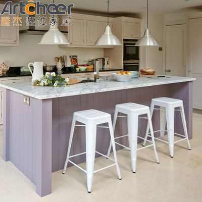 Moderne Matte Black Lacquer Kücheninsel mit modularem Design und Sperrholztüren