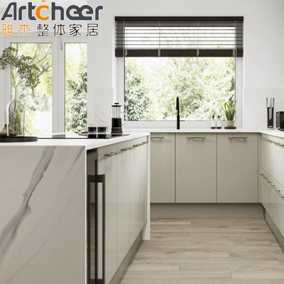 Customized Farbe Smart Home Sperrholz Modular Schrank Holz PVC Moderne Design Schublade Schiebe-Korb Küche Speisekabine