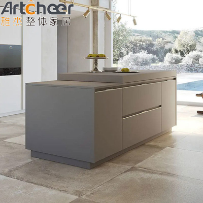 Smart-Küchenmöbel-Design-Maßgeschneiderter Küchenschrank mit Inseltisch und Stahlrahmen